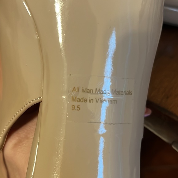 Tan, open toed, sling back, high heels. Wore in a wedding. Size 9.5 - Picture 3 of 4